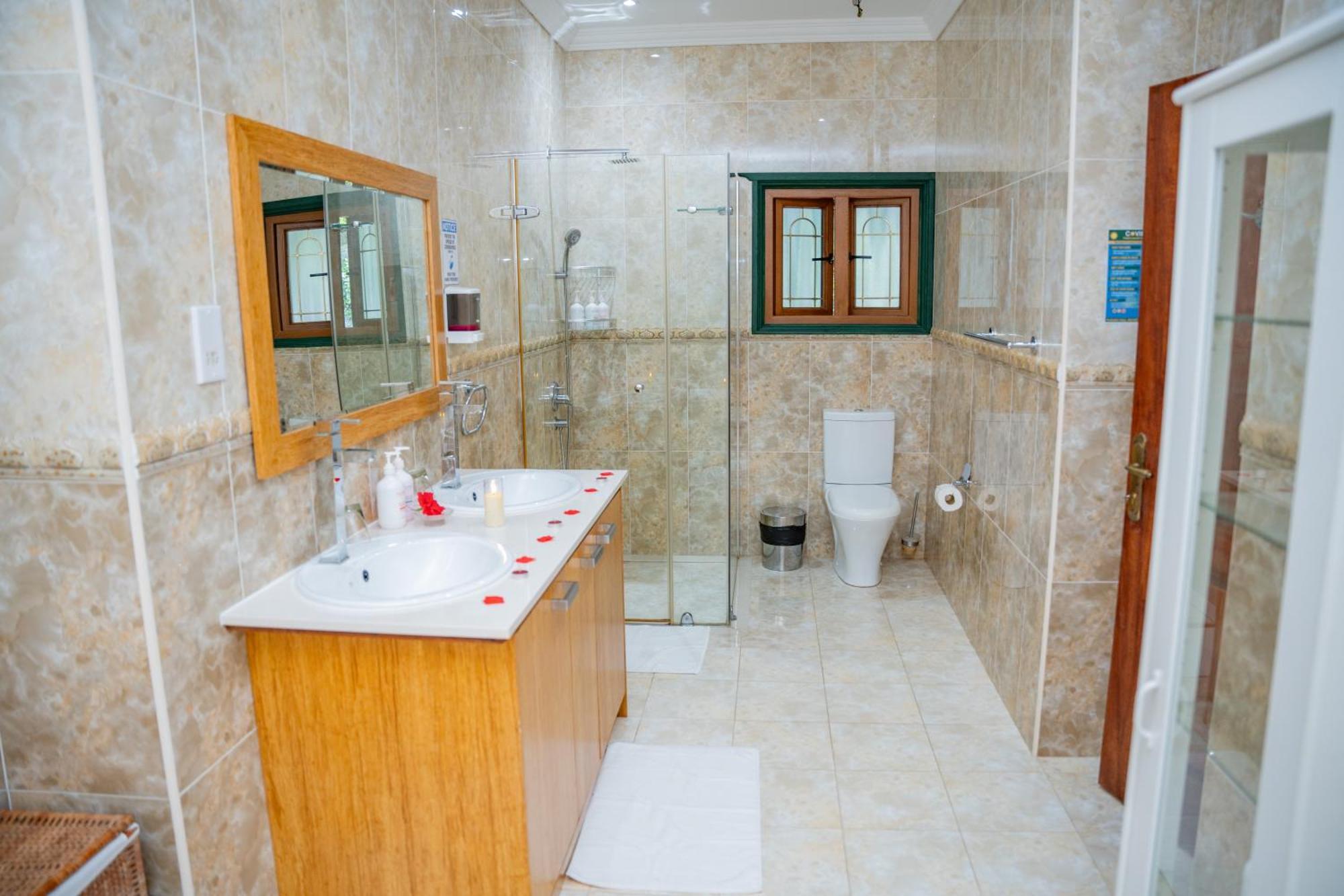 Pension Michel Villa Roche Bois La Digue  Extérieur photo