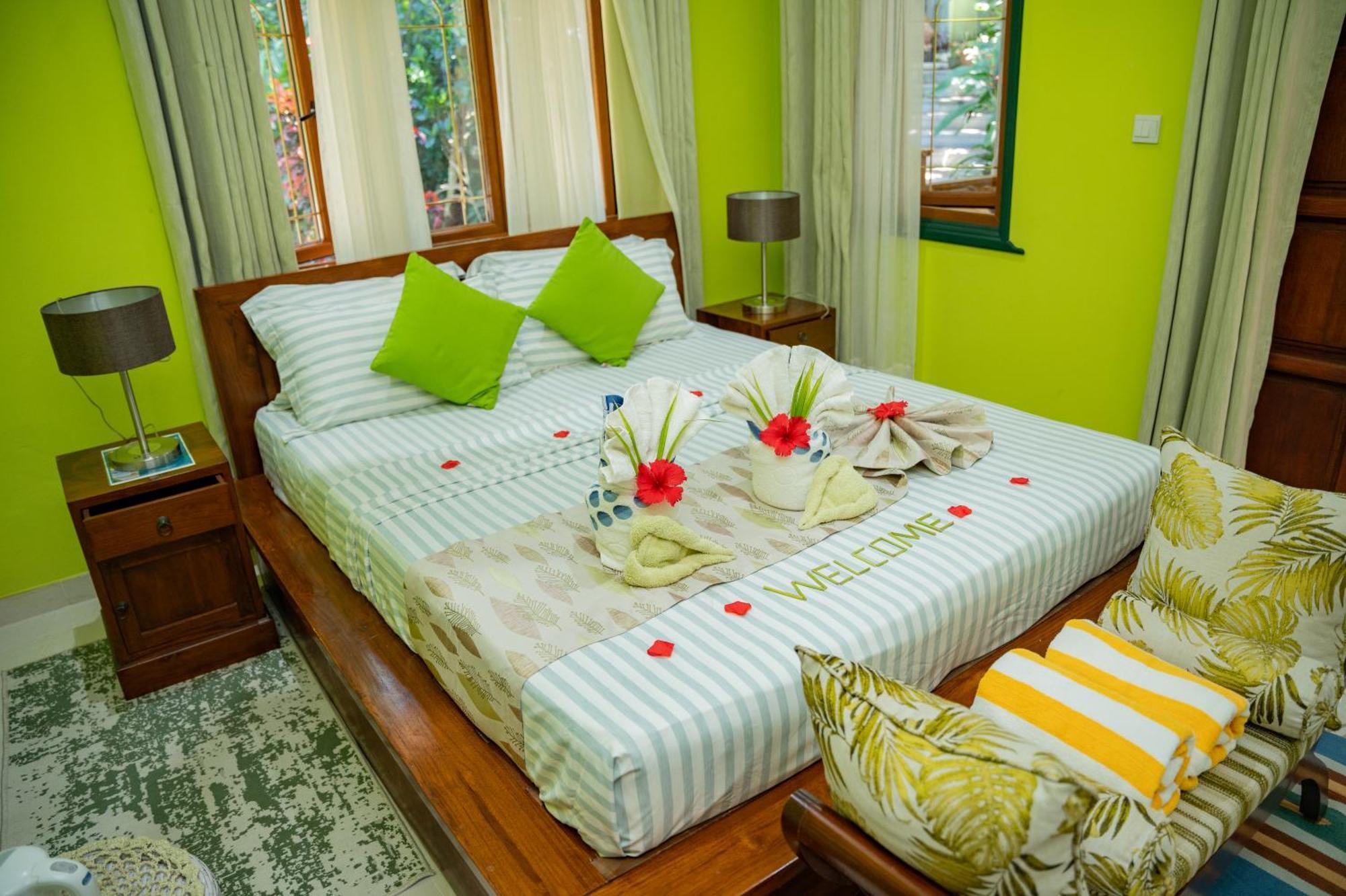 Pension Michel Villa Roche Bois La Digue  Extérieur photo